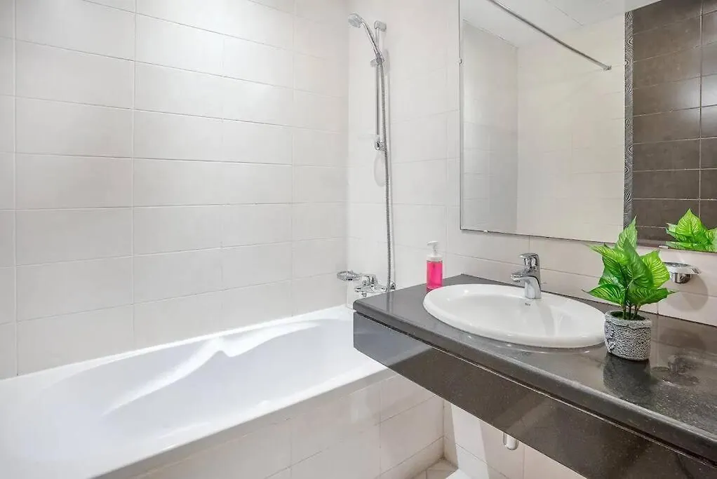 Best Apartment 2 Bedroom Beach Front Αμπού Ντάμπι 0*,  Ηνωμένα Αραβικά Εμιράτα