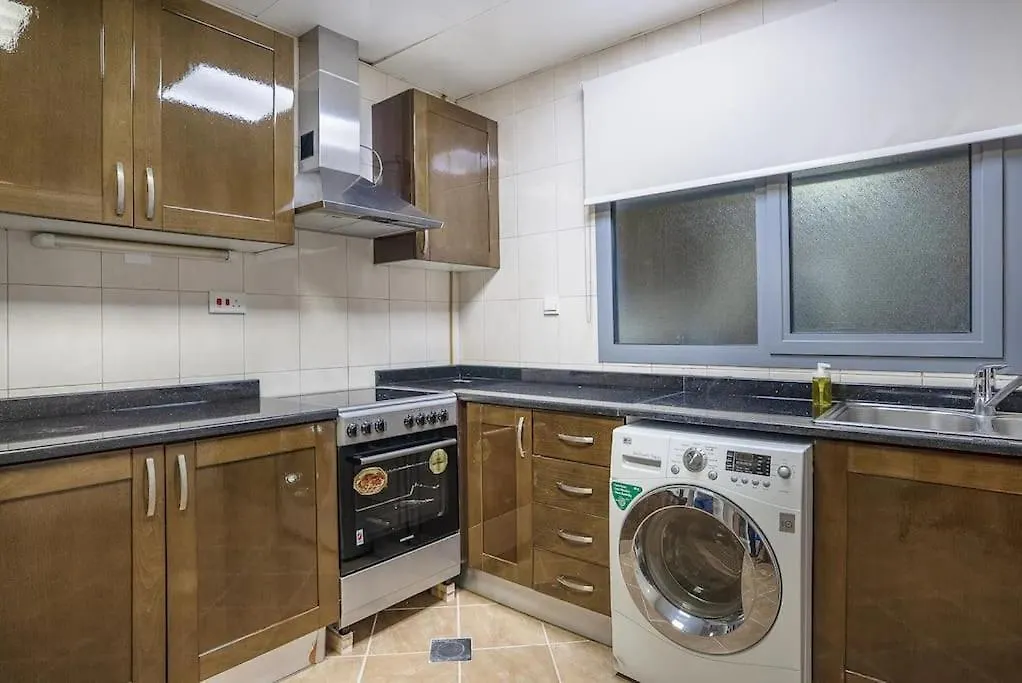 Best Apartment 2 Bedroom Beach Front 아부다비